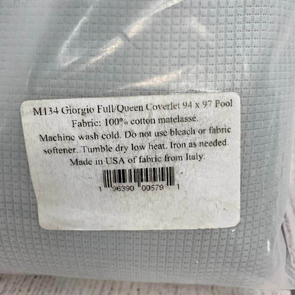 Matouk Giorgio Coverlet Full/Queen Pool Blue Cotton Matelasse Made in USA Luxury
